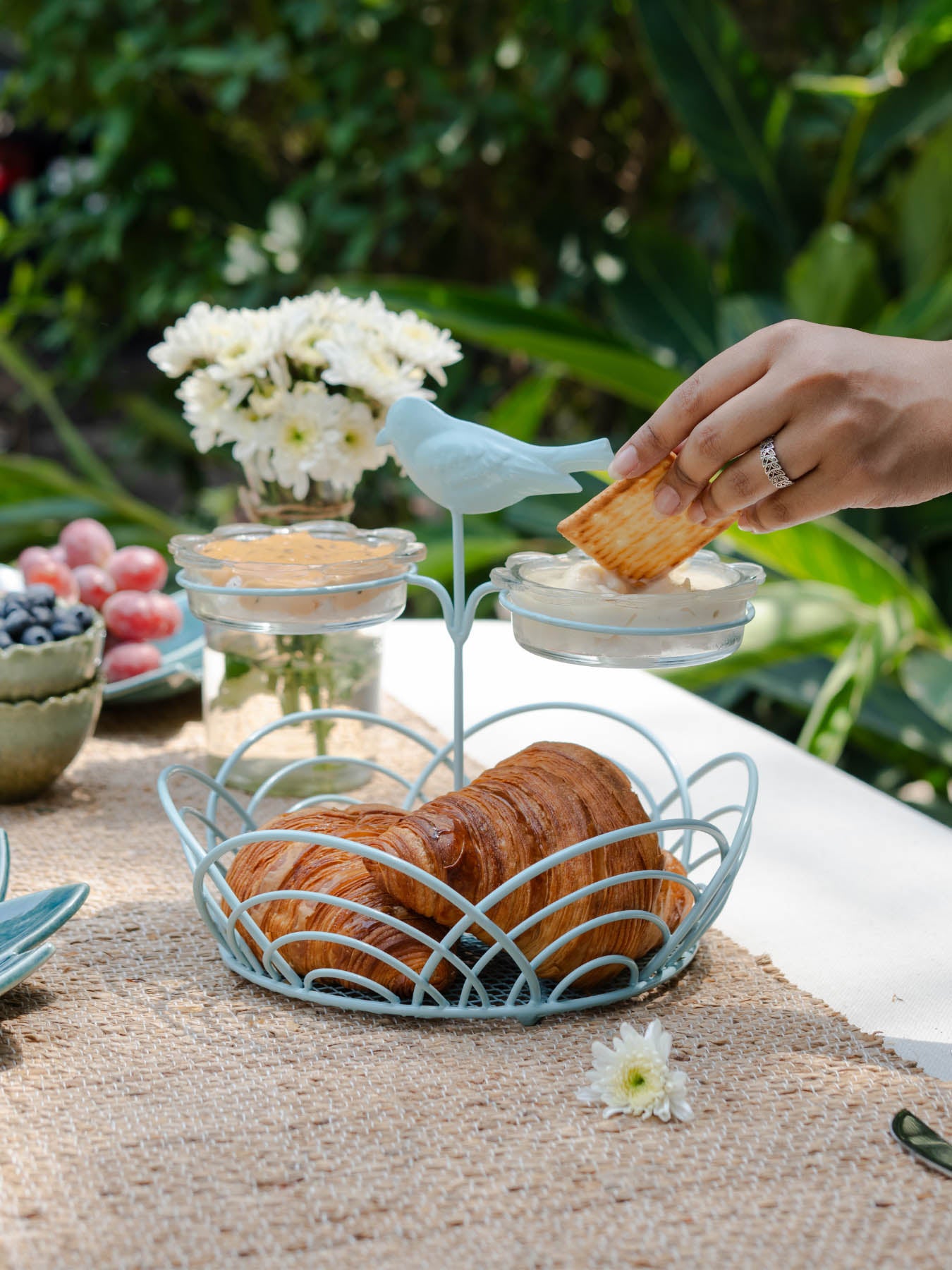 Snack Basket With Glass Bowls