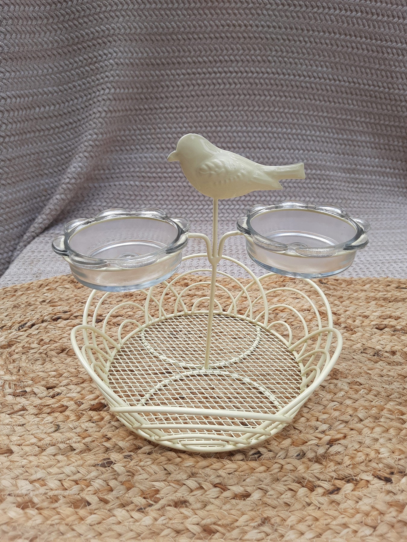 Snack Basket With Glass Bowls