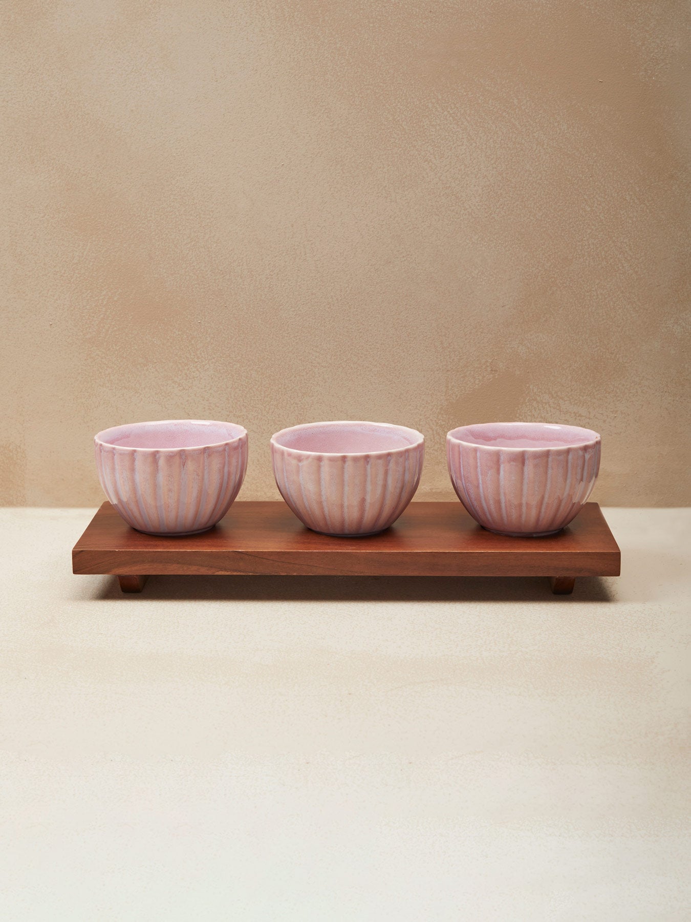 Textured Pink Nut Bowl & Tray Set